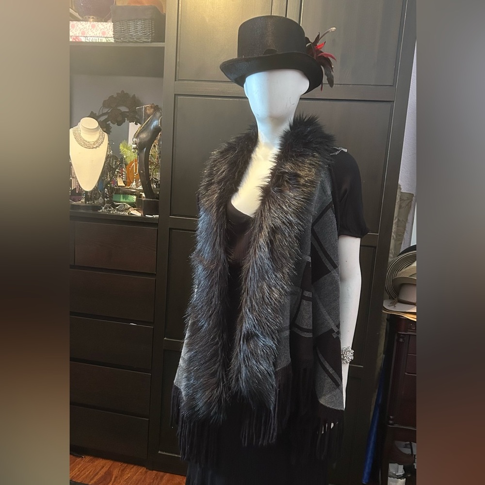 Elegant Black and Gray Faux Fur Stole